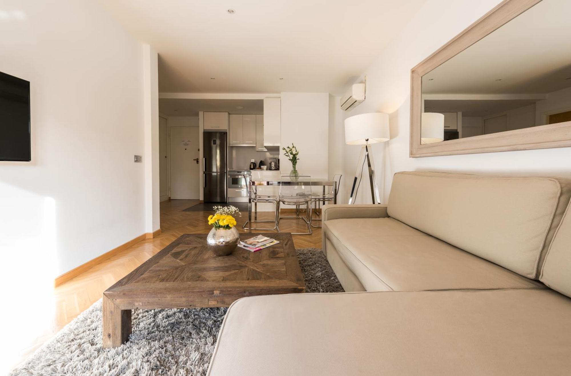 Ferienwohnung Downtown Urban Madrid Exterior foto
